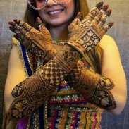 Celebrity Mehndi Designs 2018 screenshot 5