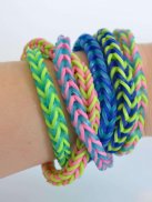 Loom Bands Rubber Bracelets screenshot 5