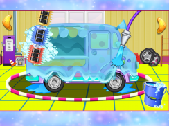 Kids Car Wash Bus Service Game screenshot 4