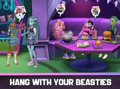 Monster High Fangtastic Life screenshot 1