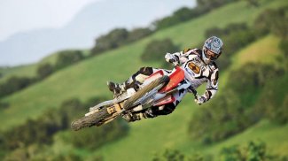 Dirt Bike Stunt Wallpaper screenshot 11