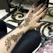 Celebrity Mehndi Designs 2018 screenshot 4