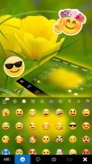 Summer Tulips Keyboard Backgro screenshot 4