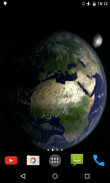 Earth and Moon Live Wallpaper screenshot 3