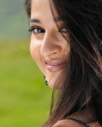 Anushka Shetty HD Wallpapers screenshot 7