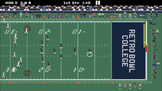 Retro Bowl College screenshot 0