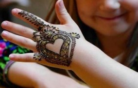 Latest Kids Mehndi Designs screenshot 7