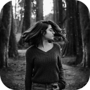 Black & White Photo Effect Icon