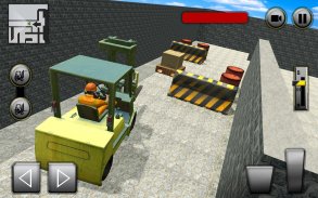 Forklift Adventure Maze Run 2019: 3D Maze Games screenshot 2