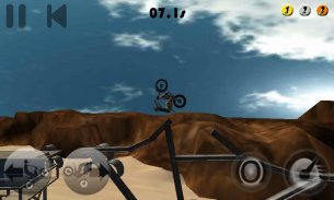 Trials On The Beach Free screenshot 0