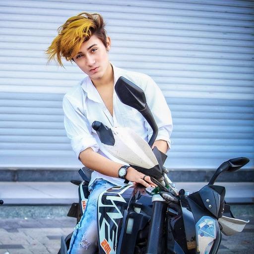Cool Poses For Boys, Attitude Poses for Boys, Poses For Instagram | Photoshoot  pose boy, Photography poses for men, Mens photoshoot poses