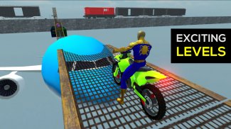 Superheroes Bike Stunt Racing screenshot 1