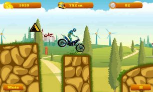 Moto Hero -- endless motorcycle racing game screenshot 0