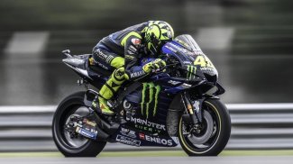 Monster Yamaha MotoGP Wallpapers screenshot 2