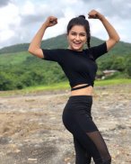 Avneet Kaur HD Wallpapers screenshot 5