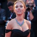 Scarlett Johansson Life Story Movie and Wallpapers Icon