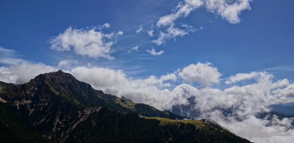 Гора приложение. Сочи небо. Небо горы Сочи. HDRI Сочи горы море. Aibga Ridge.