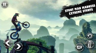 Superhero Bike Stunt Games 3D screenshot 1