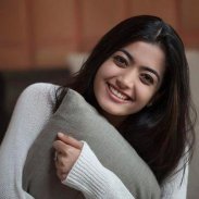 Rashmika Mandanna Wallpapers HD-2020 screenshot 4