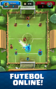 Soccer Royale - Clash de Futebol screenshot 10